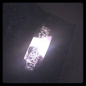 NIP Stainless Steel Vine Band Size 9